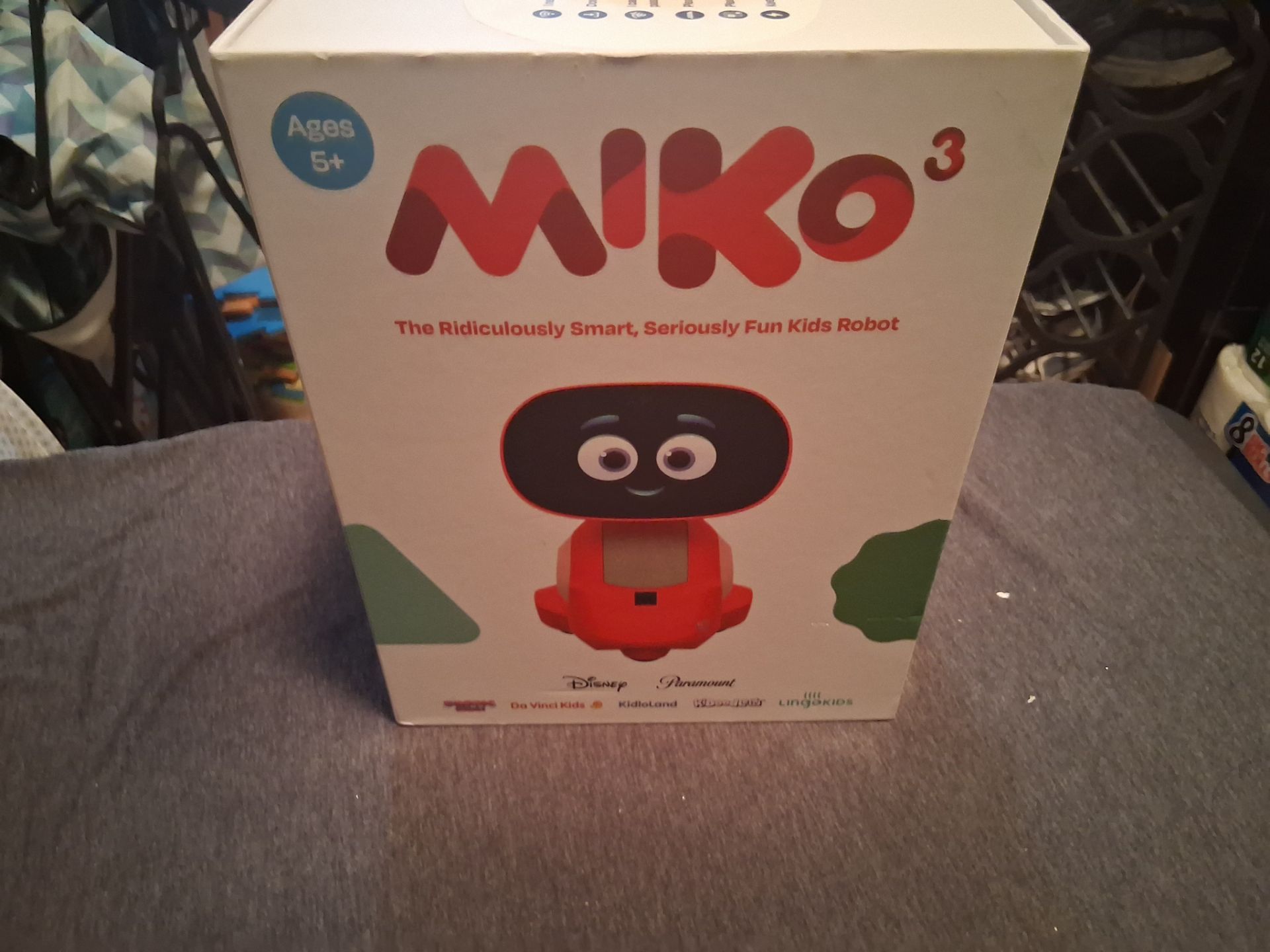 Robot miko