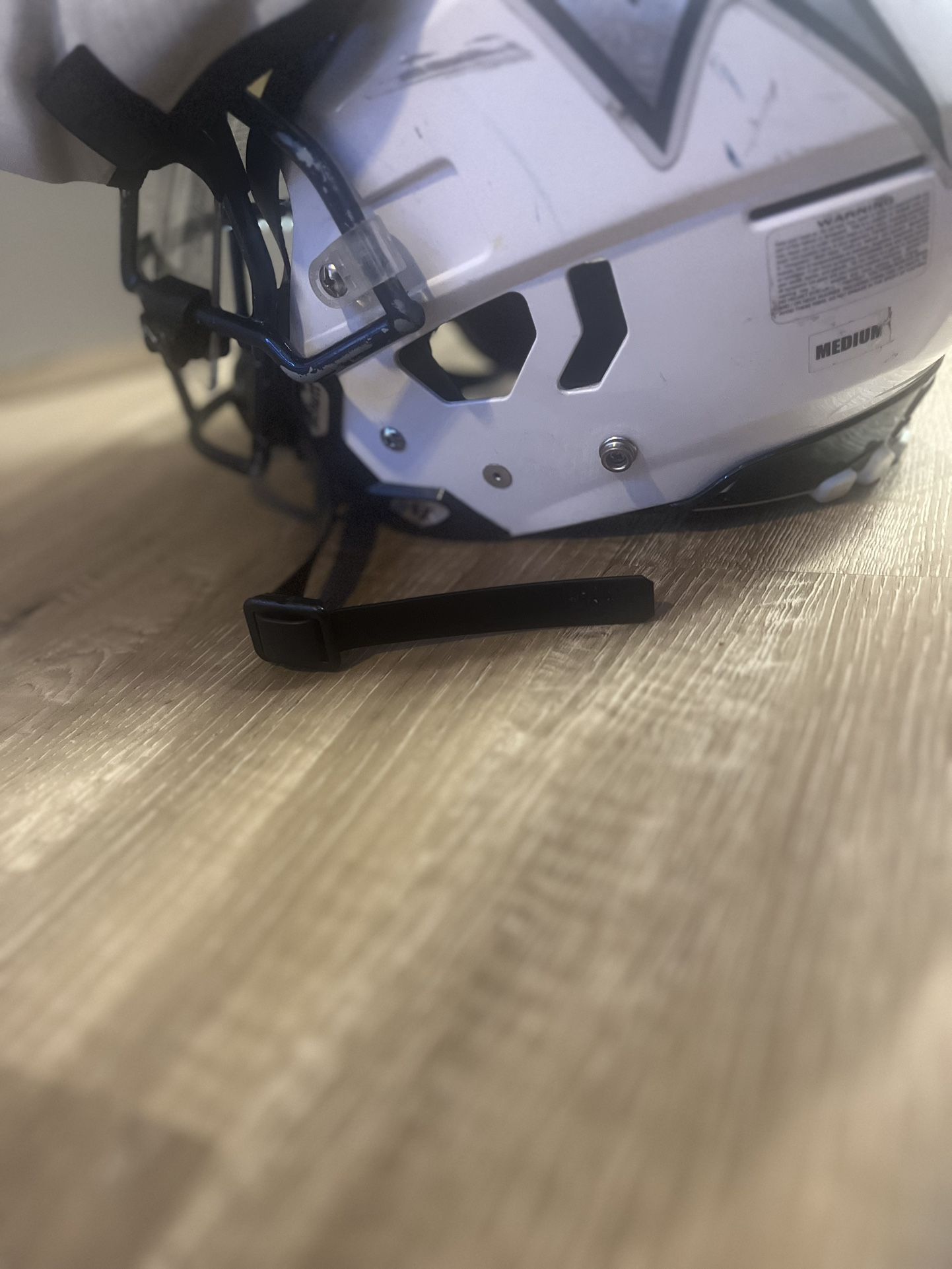F7 Helmet Youth Medium