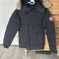 Canada Goose Parka Small