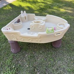 Little Tikes Anchors Away Water Table