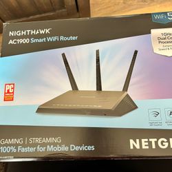 Neat Gear Nighthawk Smart WiFi Router