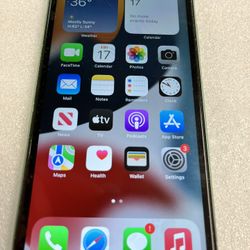 iPhone 11 factory unlock to any carrier 128 GB good condition. Face ID is disabled