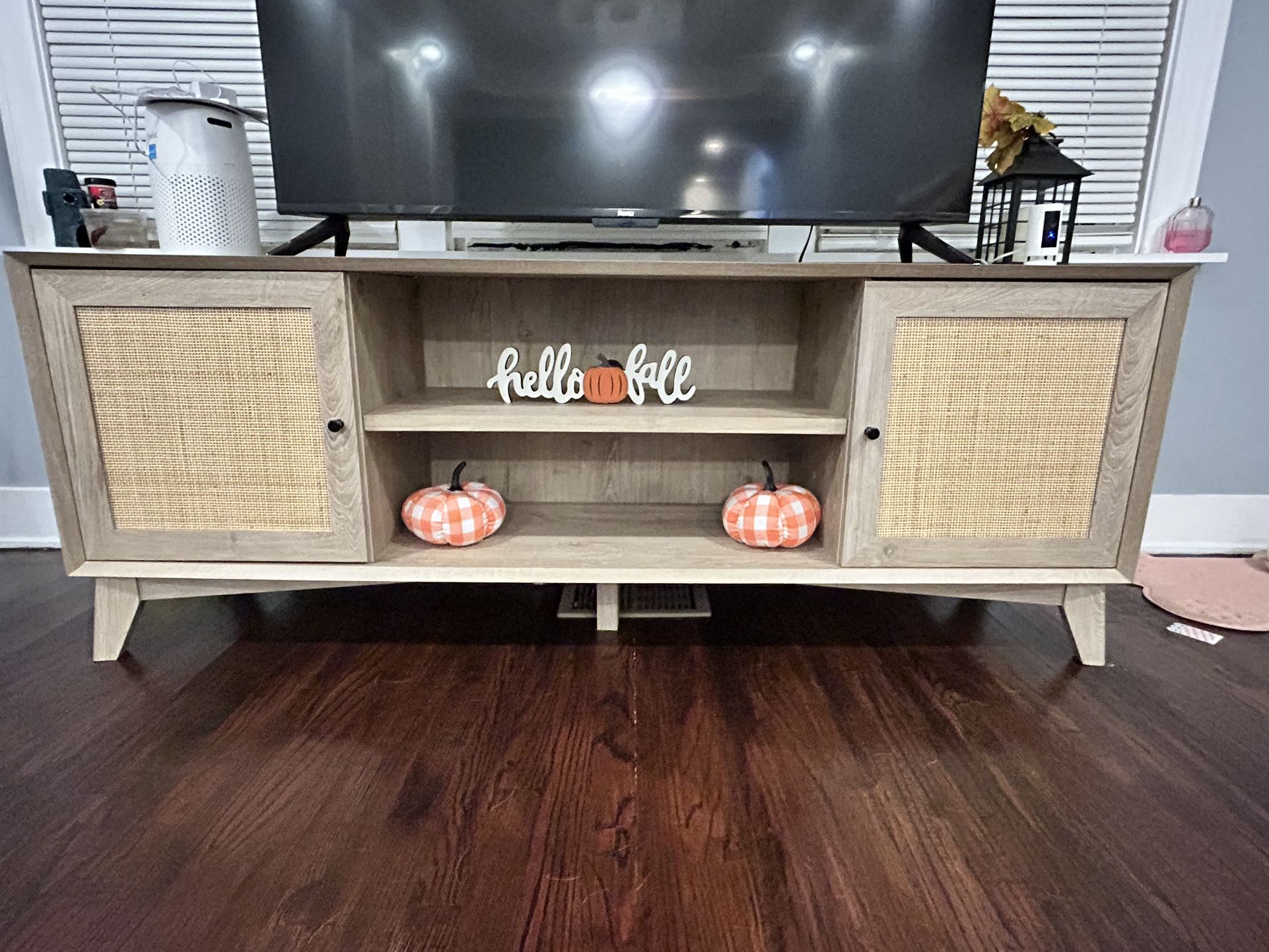 TV stand