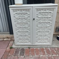 Plastic Outdoor Storage Cabinet