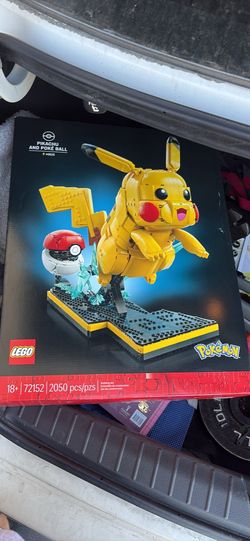 LEGO Pokémon Pikachu and Poké Ball 72152 Building Kit (2050 Pieces