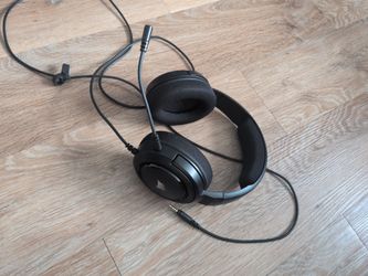 Corsair HS35 Stereo Headset with Mic