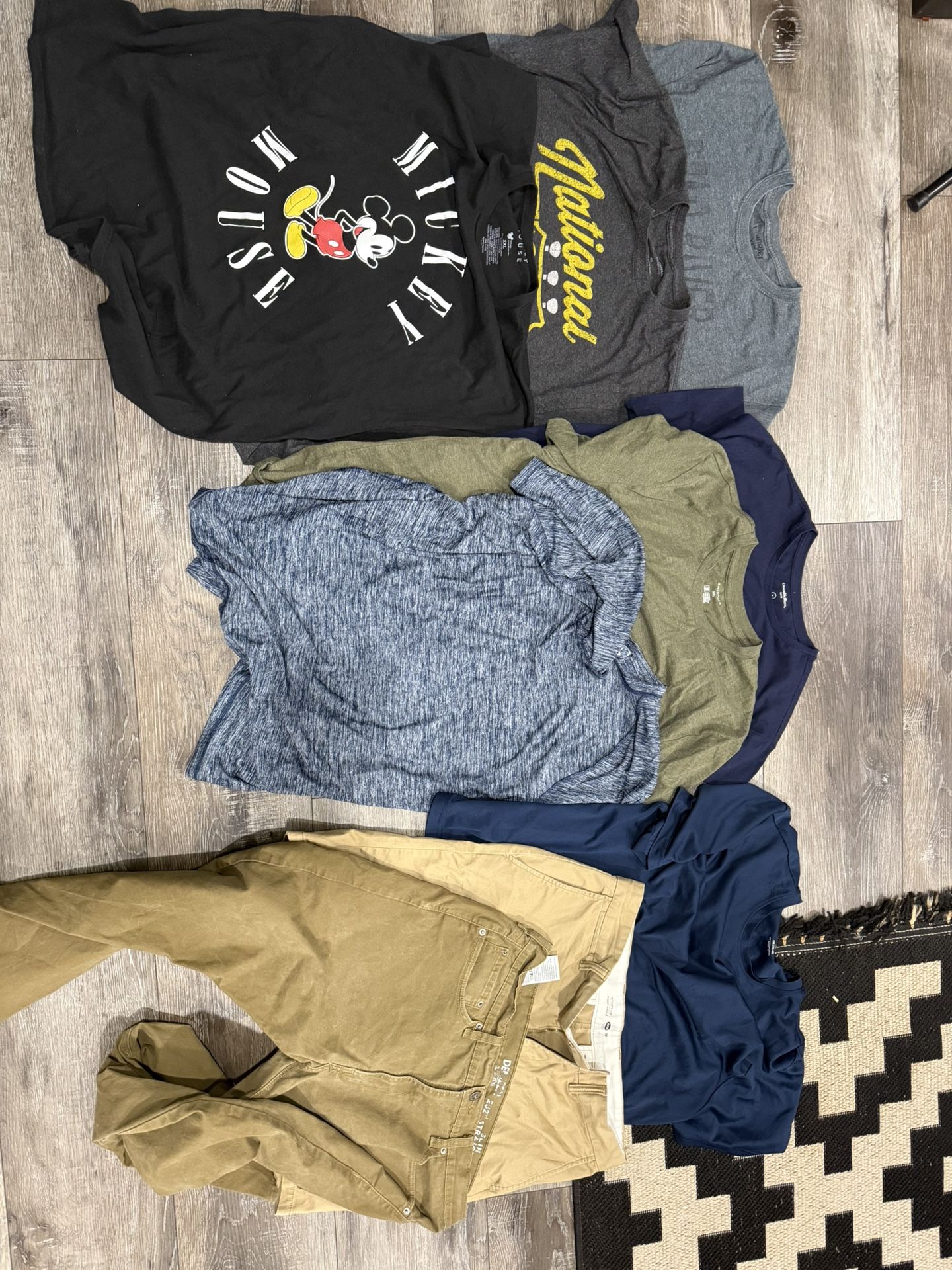 Men’s Clothing Bundle -$20
