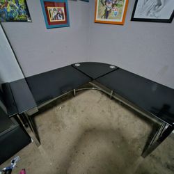 L Shape Desk For Sale