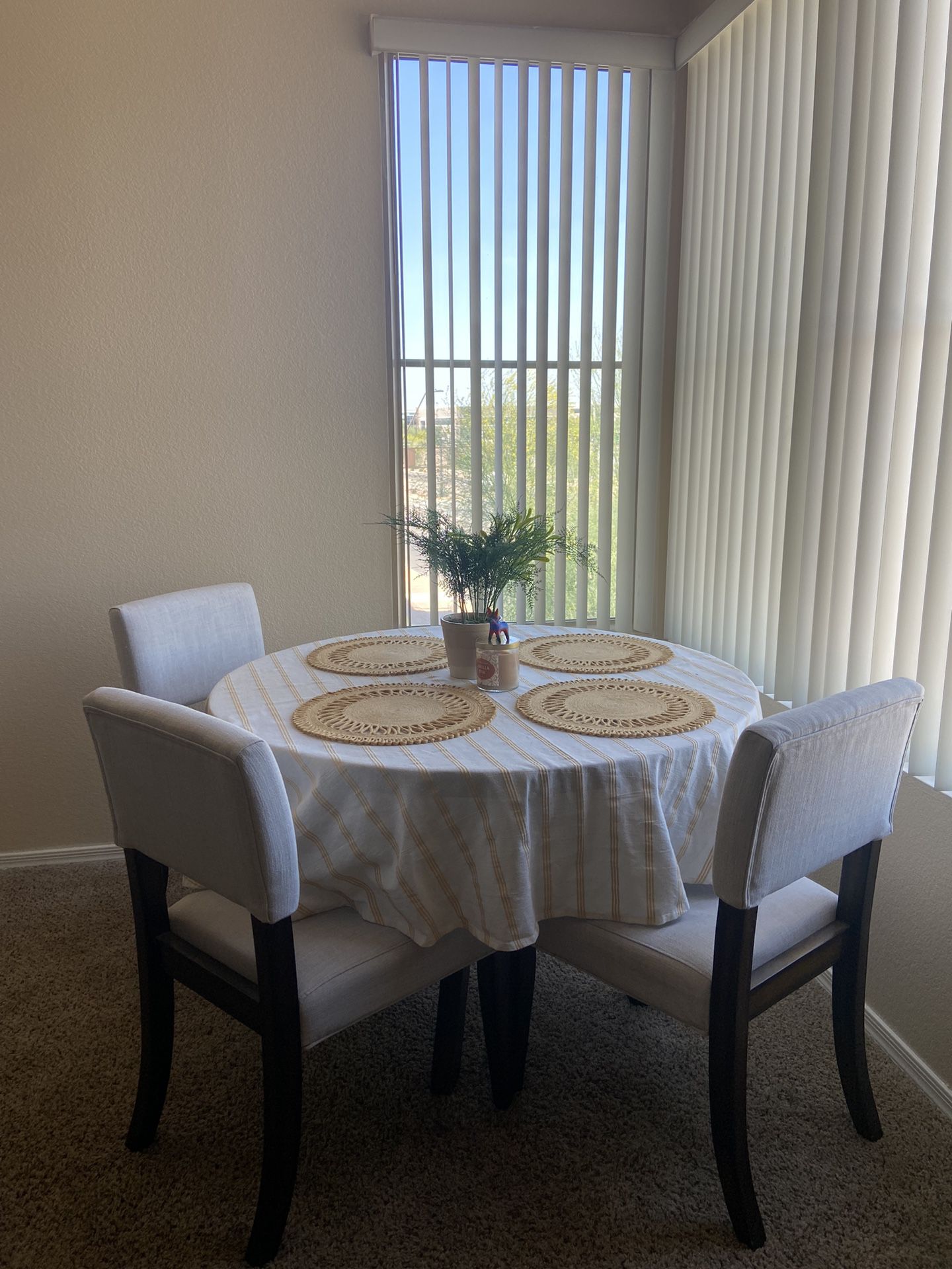 Dining Room Table With 3 Chairs
