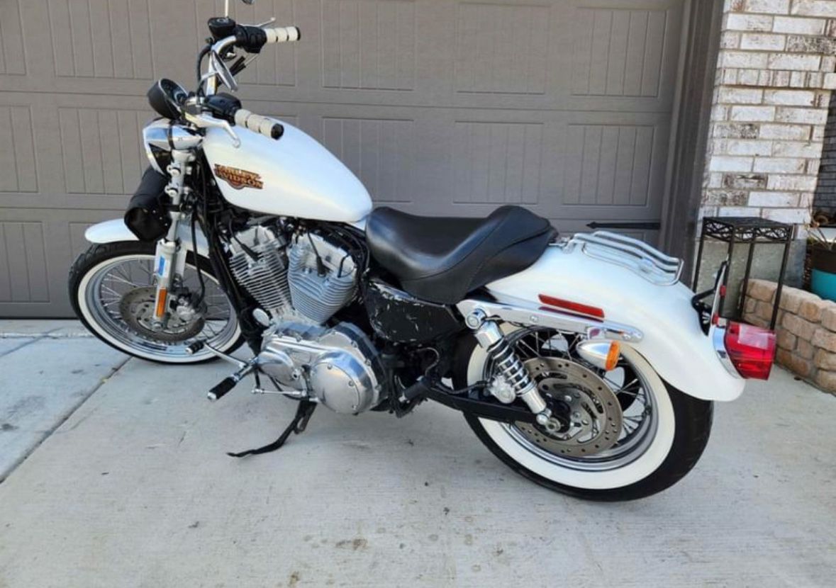 2008 Harley- Davidson Sportster 883 Low