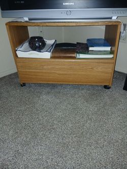 TV Stand $10