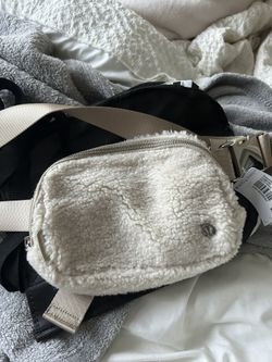 Lulu Lemon Bag 