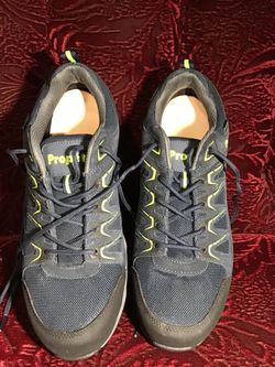 PROPET ATHLETIC HIKING WATERPROOF SHOES SNEAKERS MENS SIZE 11.5  (MOA062M) EXECELLET CONDITION