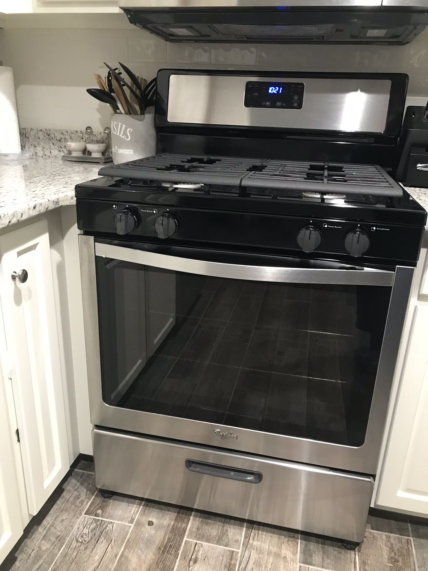 Whirlpool gas stove