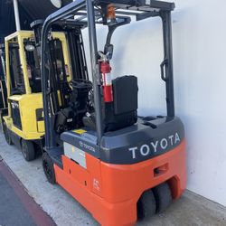 Toyota Forklift 