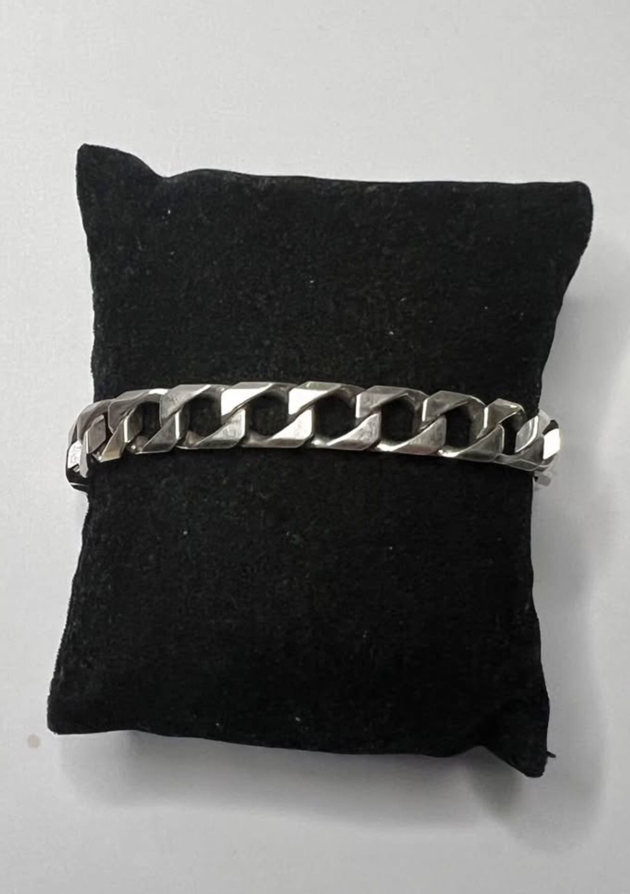 925 Sterling silver Cuban Link Men’s bracelet Size 8.5