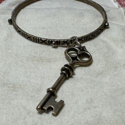 James Avery Retired Bracelet And Key 