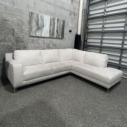 White Fabric Modern Sectional (Delivery)