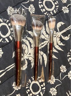 BK Beauty 101, 109 and 112 Makeup Brushes