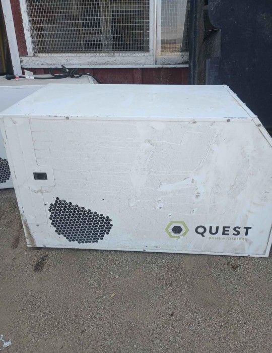 Quest Dehumidifier 225 