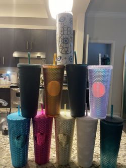 10 Starbucks Cups