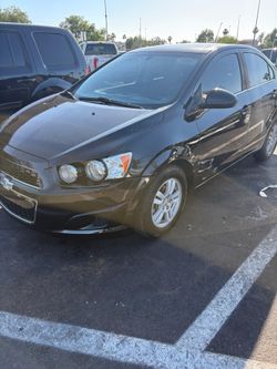 Chevrolet sonic 2015