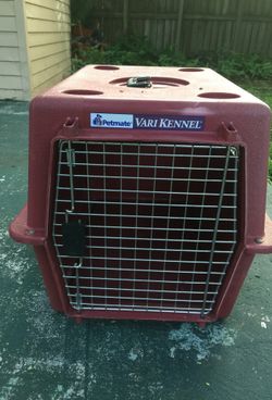 Kennel / Petmate Vari Kennel ! Used but in good condition