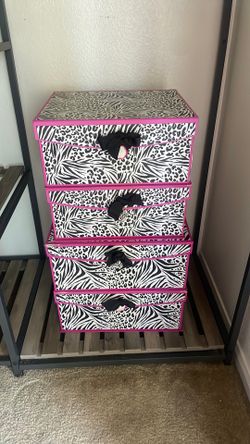 Boxes for sale need gone today
