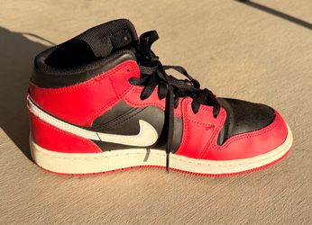 Nike Air Jordan 1 Mid "Gym Red/Black/White"