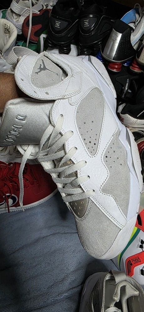 Jordan 7. Size. 11. Only $40 Dls.