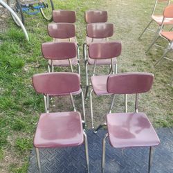 8 Chairs 