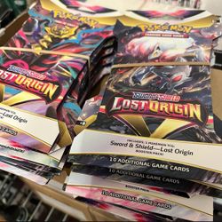 Pokemon TCG - Lost Origin Sleeved Booster Packs