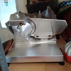 Commercial Electric Meat An Deli Slicer