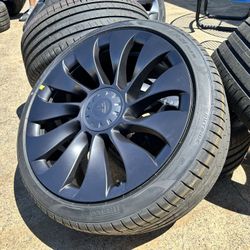 ORIGINAL NEW  4 2025 Tesla 21" Wheels Tires Genuine OEM Model Y Performance PIRELLI TIRES 100%