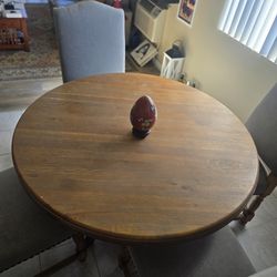 Dining Table + 4 Chairs