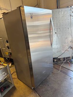 Used like new Comercial freezer whirpool