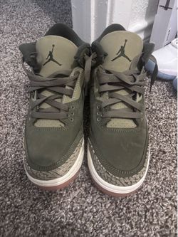 Green Jordan 3s Size 5.5