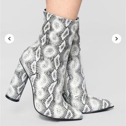 Fashion Nova Boots