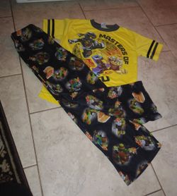 Kids pajama size 7