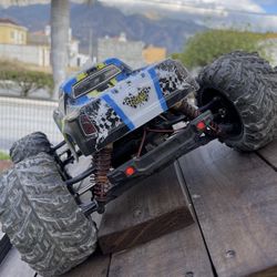 Brand New Unstoppable Extremely Powerful N Very Big 1:10 Scale Monster Truck!!!!