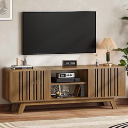 63-Inch TV Stand for TVs up to 75 Inch, Mid-Century Modern Television Stand with Power Outlet， Entertainment Center with Sliding Grille Door Cabinets 