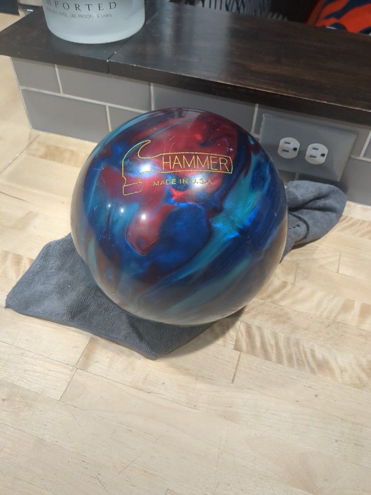 Hammer Arson Low Flare Tournament Differential Bowling Ball. Never Drilled