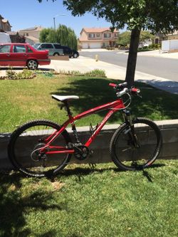 Specialized Rock Copper Mountain Bike 17.5
