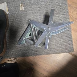 scissor-style mole trap