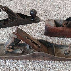 3  vintage wood working planes tools Bailey selling entire lot see our other great vintage art antiques Sports jewelry fishing lures furniture Collect