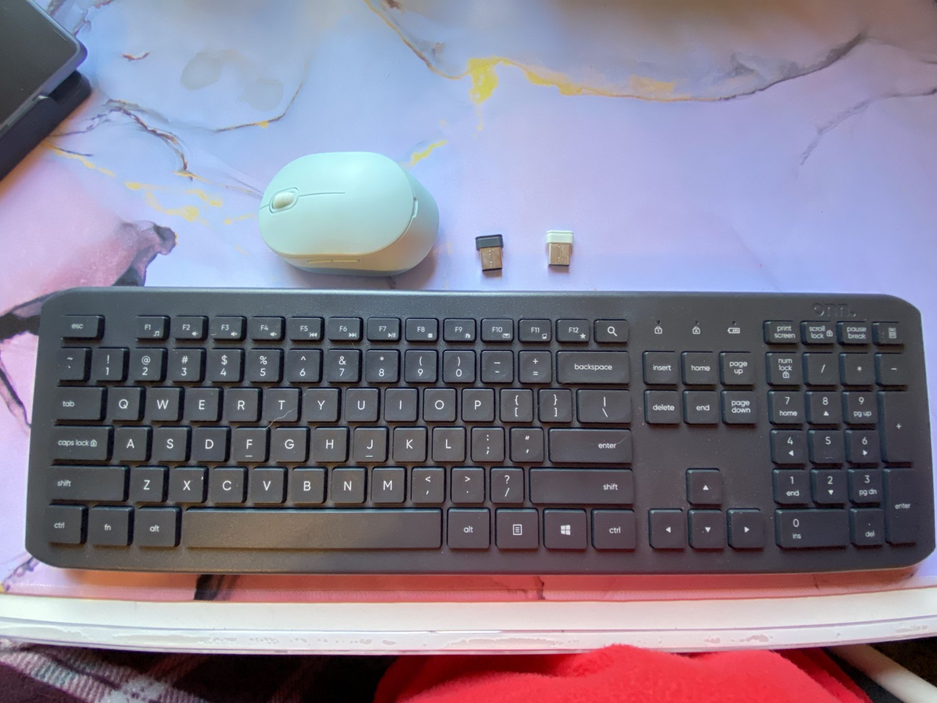 Onn. Wireless keyboard and mouse.