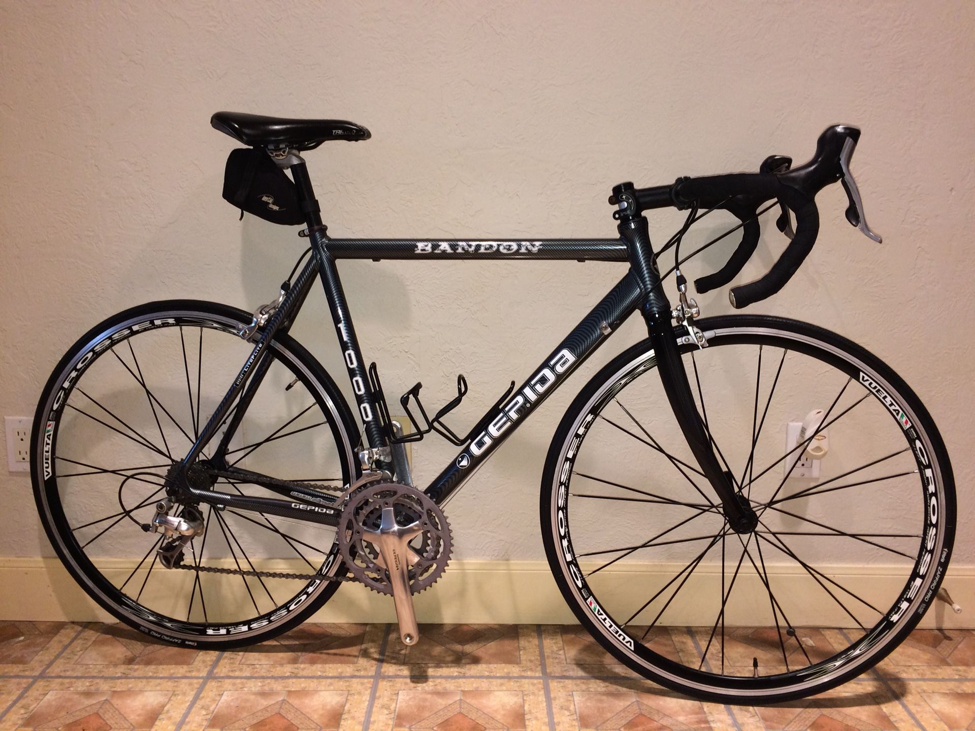 Gepida Bandon 1000 road bike