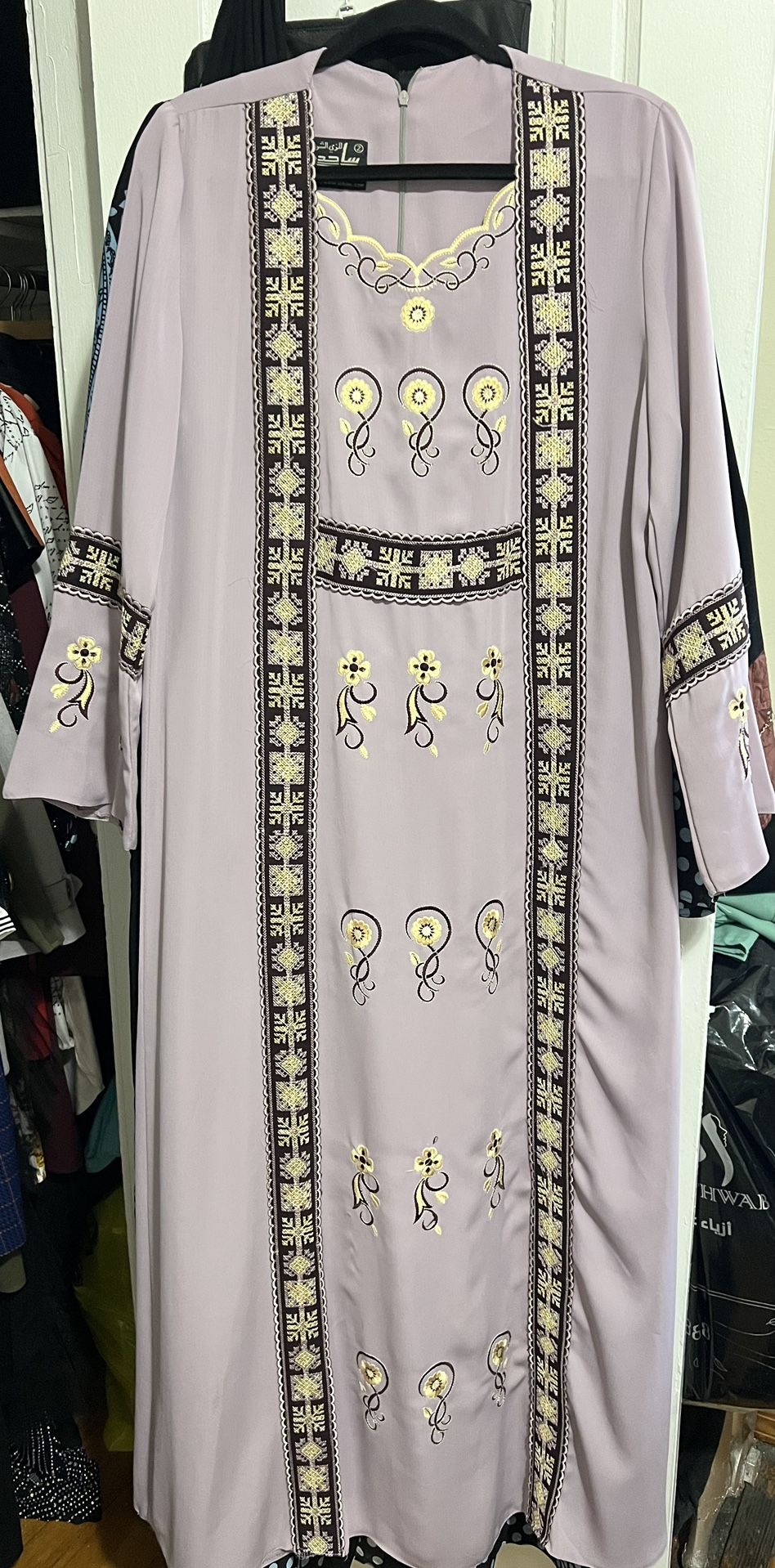 Abaya Thobe Embroidered Dress
