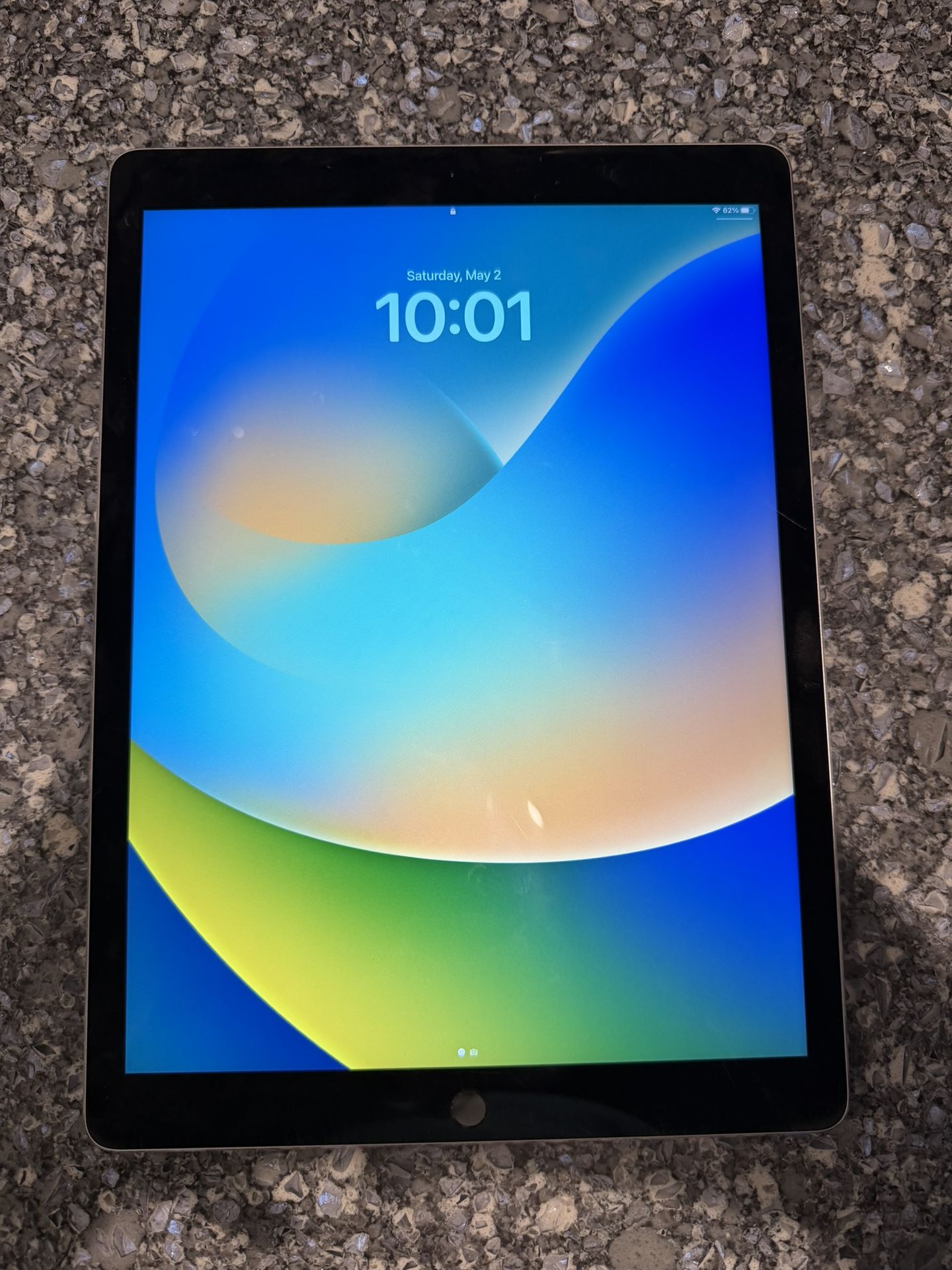 13 Inch iPad Pro (1st Generation)