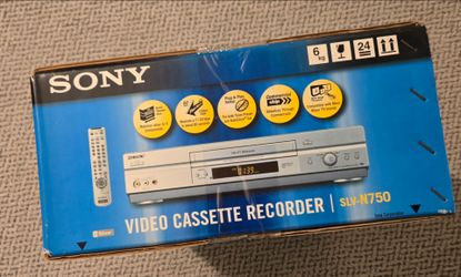 New SONY Video Cassette Recorder VHS Hi-Fi Stereo